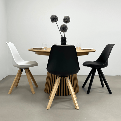 Aria ruokapöytätuoli musta puujaloilla