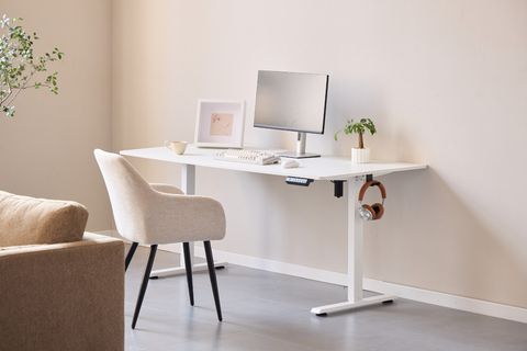 Damian korkeussäädettävä pöytä 160x80 cm valkoinen