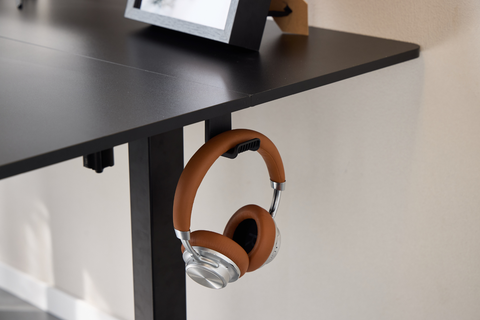 Damian korkeussäädettävä pöytä 160x80 cm, musta